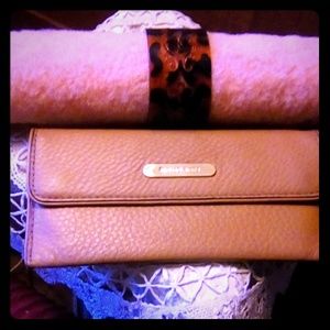 2 pc wallet and bracelet